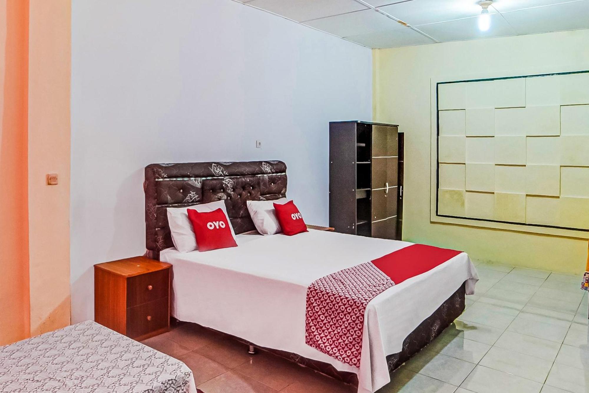 Hotel Oyo 90980 Al Karim Syariah Tanjungbalai Exterior foto